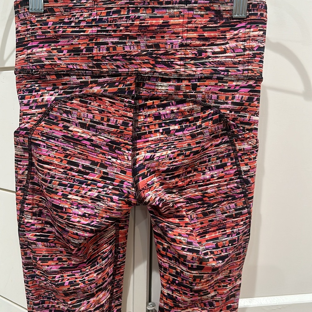(6214) LULULEMON Fast and Free Tight II 25" *Nulux Sz 4 - Picture 8 of 9